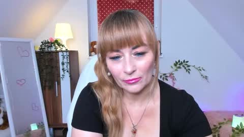 Snapshot of naughtymilane chatting on November 26, 8:43 pm Milana - on air every day except Wednesday from 9 pm to 4 am European time online show from November 26, 8:43 pm