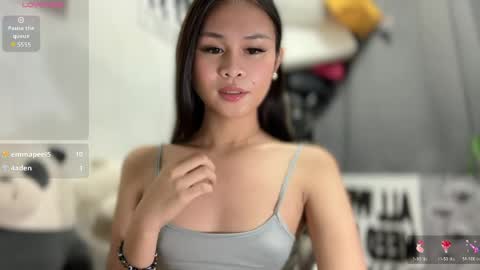 your girlfriend mira online show from May 6, 10:37 pm