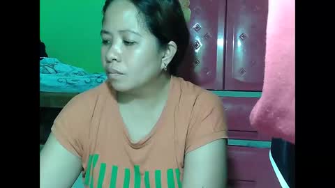 naughtymom26 online show from September 23, 1:08 am