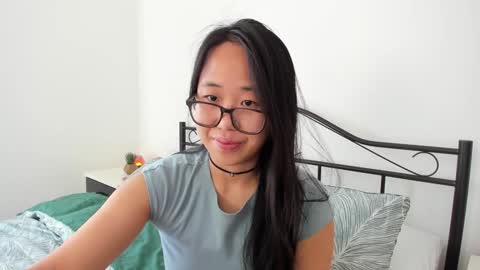 Gigi Chu  online show from February 3, 12:36 pm