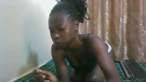 Snapshot of naughtynice540298 chatting on November 19, 7:08 am naughtynice540298 online show from November 19, 7:08 am