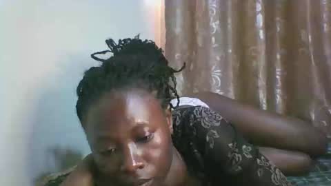 Snapshot of naughtynice540298 chatting on November 22, 8:46 am naughtynice540298 online show from November 22, 8:46 am