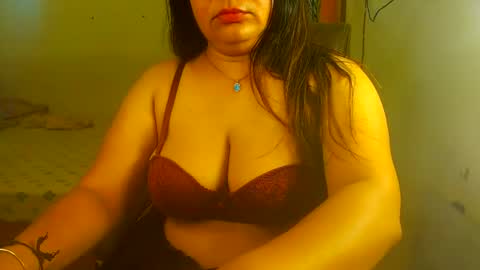 Snapshot of naughtynishi chatting on June 29, 11:10 am nishi online show from June 29, 11:10 am
