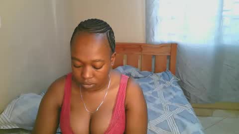 Snapshot of naughtynova33 chatting on October 20, 4:24 am nova online show from October 20, 4:24 am
