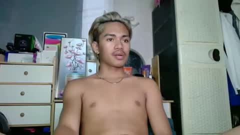 naughtyperfectasian4u online show from March 20, 11:37 am