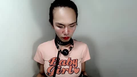 naughtypetiteangel online show from October 29, 10:00 pm