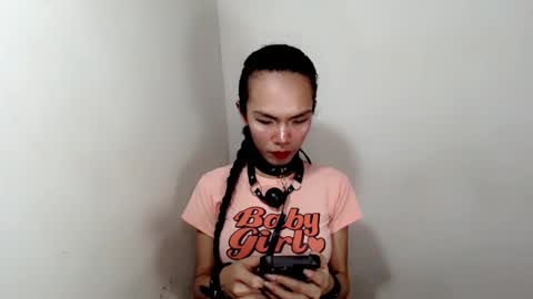 naughtypetiteangel online show from November 5, 5:29 am