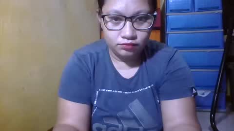 Snapshot of naughtypinay08 chatting on October 24, 8:16 pm juls online show from October 24, 8:16 pm