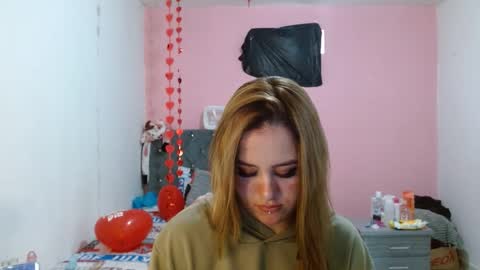 naughtyplayass online show from February 26, 12:36 pm