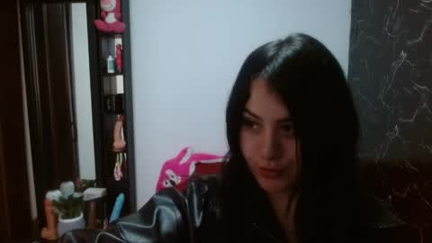 Snapshot of naughtyplayass chatting on June 3, 1:25 pm naughtyplayass online show from June 3, 1:25 pm