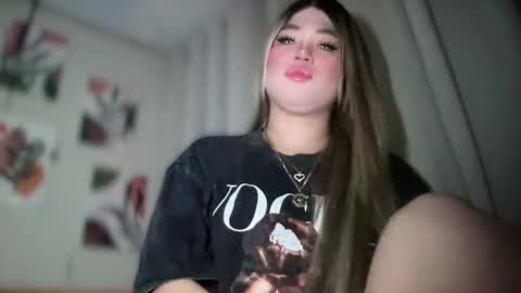 Snapshot of naughtyrosecum chatting on January 26, 3:14 pm Rose Wilson online show from January 26, 3:14 pm