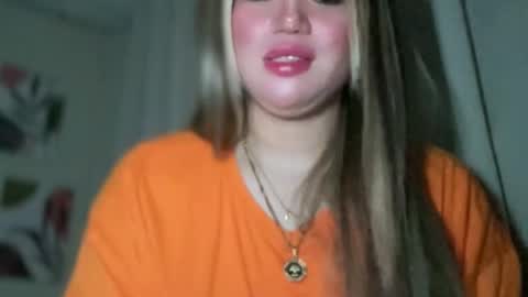 Snapshot of naughtyrosecum chatting on February 3, 5:14 pm Rose Wilson online show from February 3, 5:14 pm