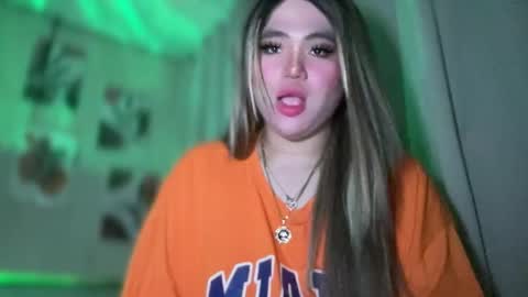 Snapshot of naughtyrosecum chatting on February 5, 10:08 am Rose Wilson online show from February 5, 10:08 am