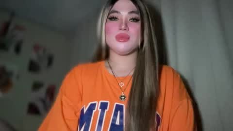 Snapshot of naughtyrosecum chatting on February 17, 1:53 pm Rose Wilson online show from February 17, 1:53 pm