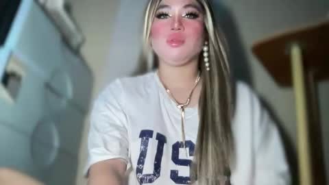 Snapshot of naughtyrosecum chatting on March 3, 7:54 am Rose Wilson online show from March 3, 7:54 am