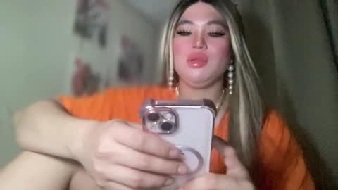 Snapshot of naughtyrosecum chatting on March 4, 1:06 pm Rose Wilson online show from March 4, 1:06 pm