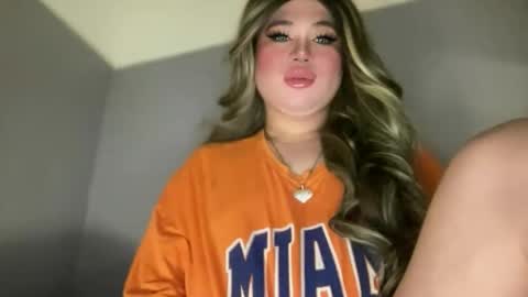 Snapshot of naughtyrosecum chatting on October 2, 6:04 pm Rose Wilson online show from October 2, 6:04 pm