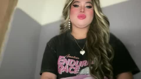 Snapshot of naughtyrosecum chatting on October 14, 5:36 pm Rose Wilson online show from October 14, 5:36 pm