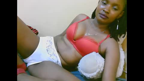 naughtyqueen online show from October 28, 11:18 pm