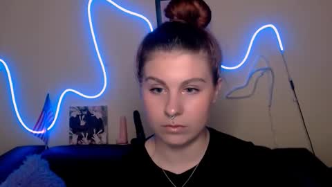 naughtysandy11 online show from September 25, 9:35 am