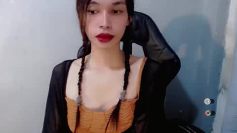 Snapshot of naughtysunshinepinay chatting on October 8, 2:20 am Celine online show from October 8, 2:20 am
