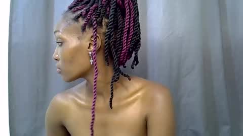 naughtyy4u online show from April 21, 8:55 pm