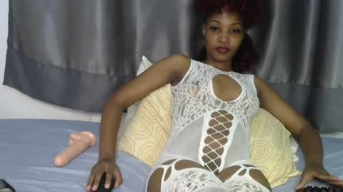 naughtyy4u online show from July 20, 9:34 am