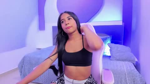 Angela  online show from October 6, 6:27 pm