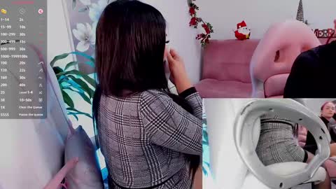Snapshot of naugthyelli chatting on December 28, 5:55 am online show from December 28, 5:55 am