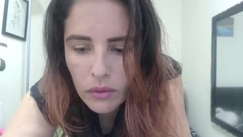 Snapshot of naugthymilf23 chatting on February 23, 11:51 am keyra online show from February 23, 11:51 am