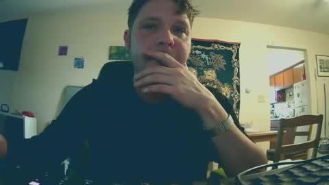 Snapshot of nawteabiscotti chatting on November 19, 1:33 pm Ladysmoke online show from November 19, 1:33 pm