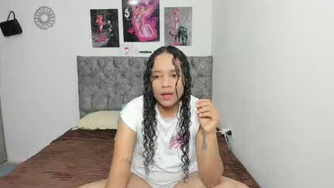 nay_and_aleja online show from January 13, 3:12 am