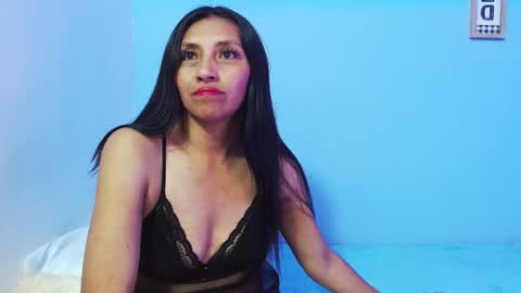 naya_10 online show from October 6, 11:24 pm