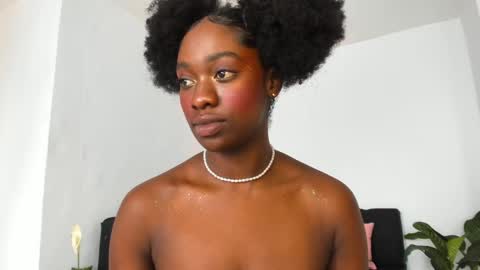 Nayah Williams  - OnlyFans  online show from December 12, 4:53 pm
