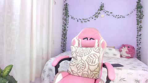 Nayah Williams  - OnlyFans  online show from September 11, 2:28 pm