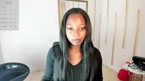 Nayaris 3 online show from February 1, 9:51 pm