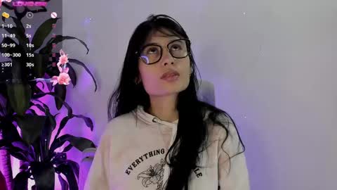 Naye  online show from April 24, 5:21 am