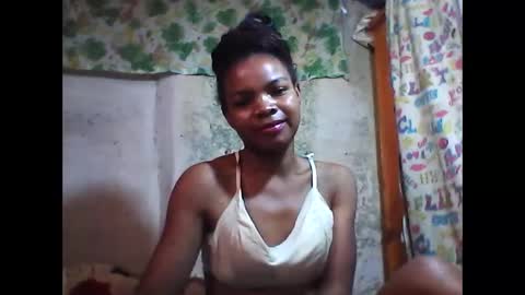 Snapshot of naylah313 chatting on May 22, 5:25 am Nayla online show from May 22, 5:25 am