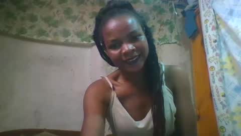 Snapshot of naylah313 chatting on June 6, 6:51 am Nayla online show from June 6, 6:51 am