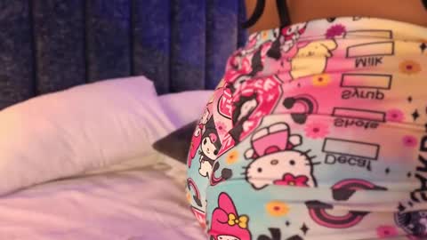 Juli  online show from March 5, 2:56 pm