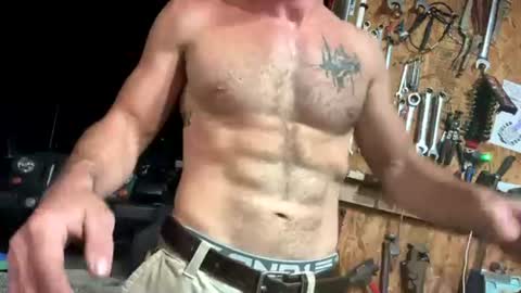 Snapshot of nbertram513 chatting on June 15, 2:47 am nbertram513 online show from June 15, 2:47 am