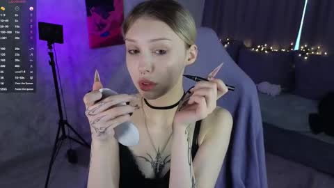 nebu1anymph online show from October 11, 9:52 am