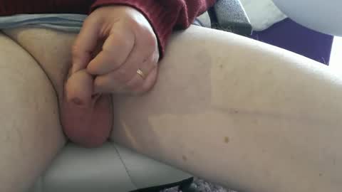 neckk online show from April 18, 10:41 am