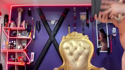 Snapshot of nectarshop chatting on November 28, 4:59 am Camille online show from November 28, 4:59 am