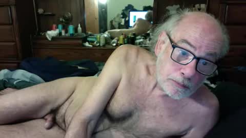 Snapshot of nedddludd chatting on May 29, 4:21 am nedddludd online show from May 29, 4:21 am