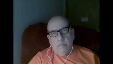 Tom online show from November 23, 11:15 pm