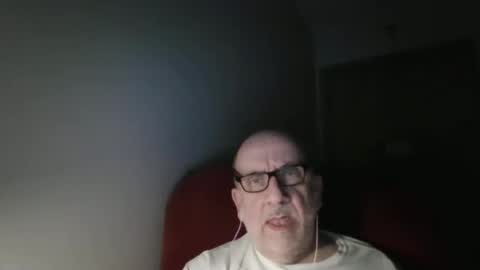 Tom online show from March 28, 2:00 am