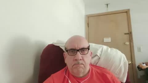 Tom online show from May 2, 8:14 pm