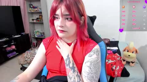 Snapshot of neeko_lol_ chatting on October 6, 12:13 pm Geek Nicole im Neeko UwU online show from October 6, 12:13 pm