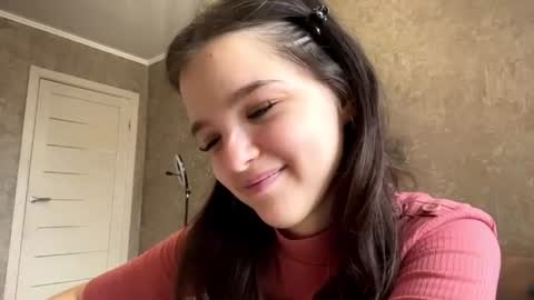 Sophie online show from June 26, 10:19 am